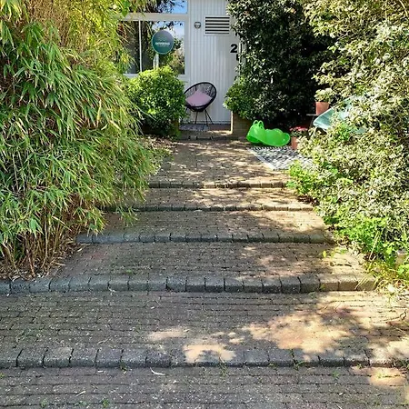 Amsterdam 2, Private Garden Apartment Zandvoort