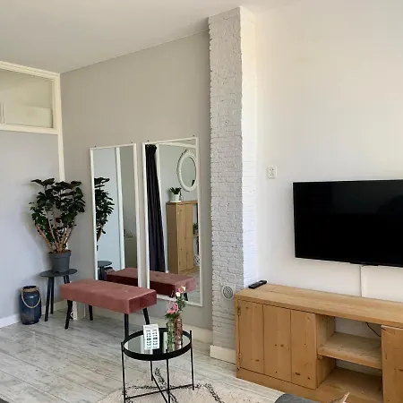 Amsterdam 2, Private Garden