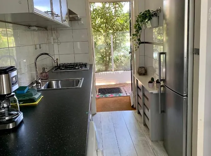 Amsterdam 2, Private Garden Апартаменты Зандфорт